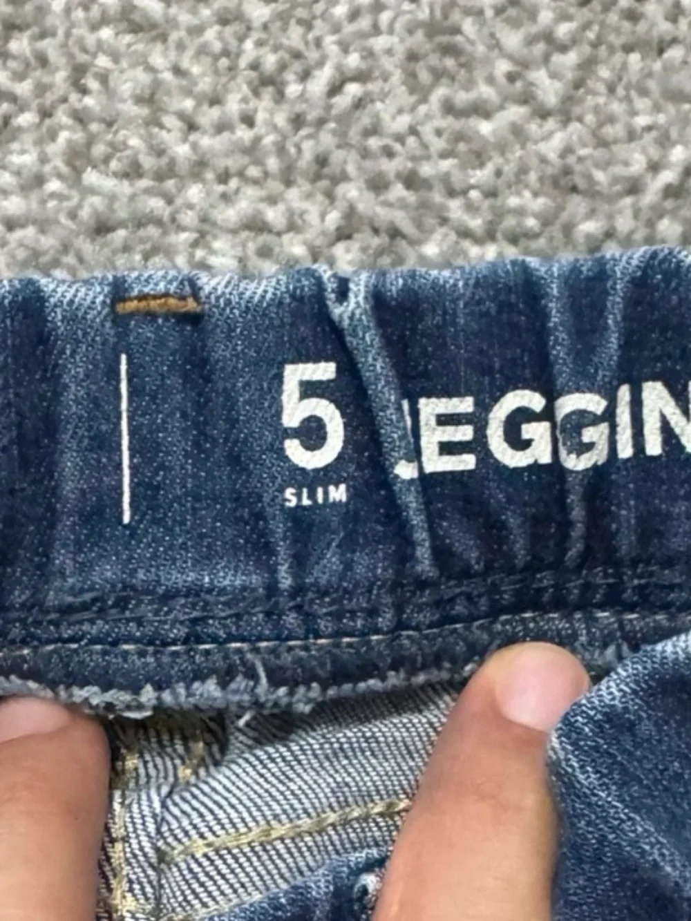GAP Kids Girls Size 5 Slim Jegging Jeans Stretch Pull On Medium Wash